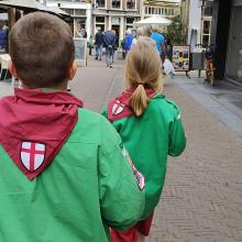 Welpen op zoek naar vossen